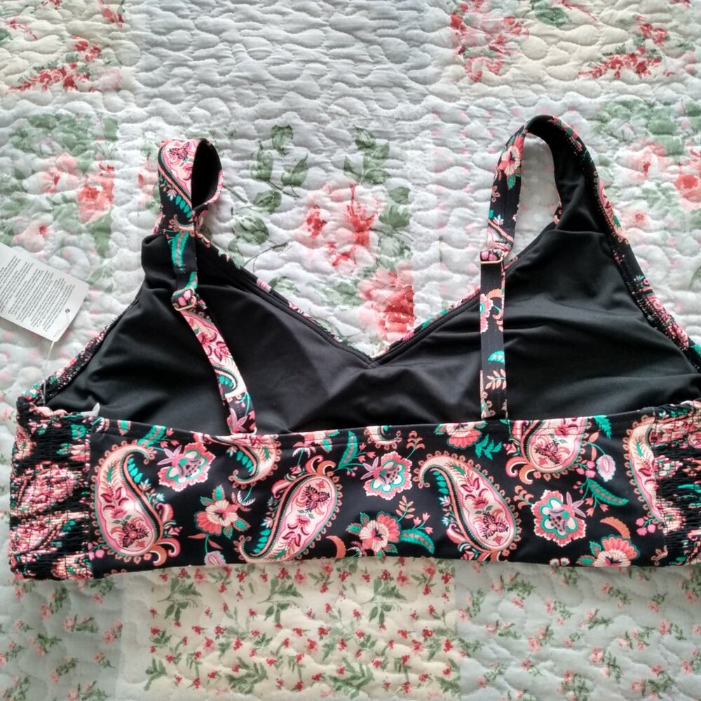 Nwt, lands end sz lg, swim top - Picture 5 of 7